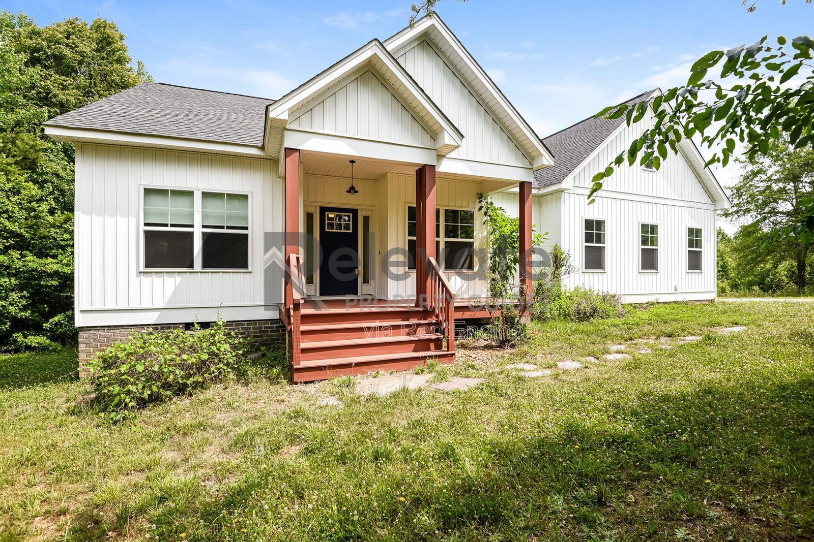 Peaceful Country Living with Room to Relax and Unwind. property image