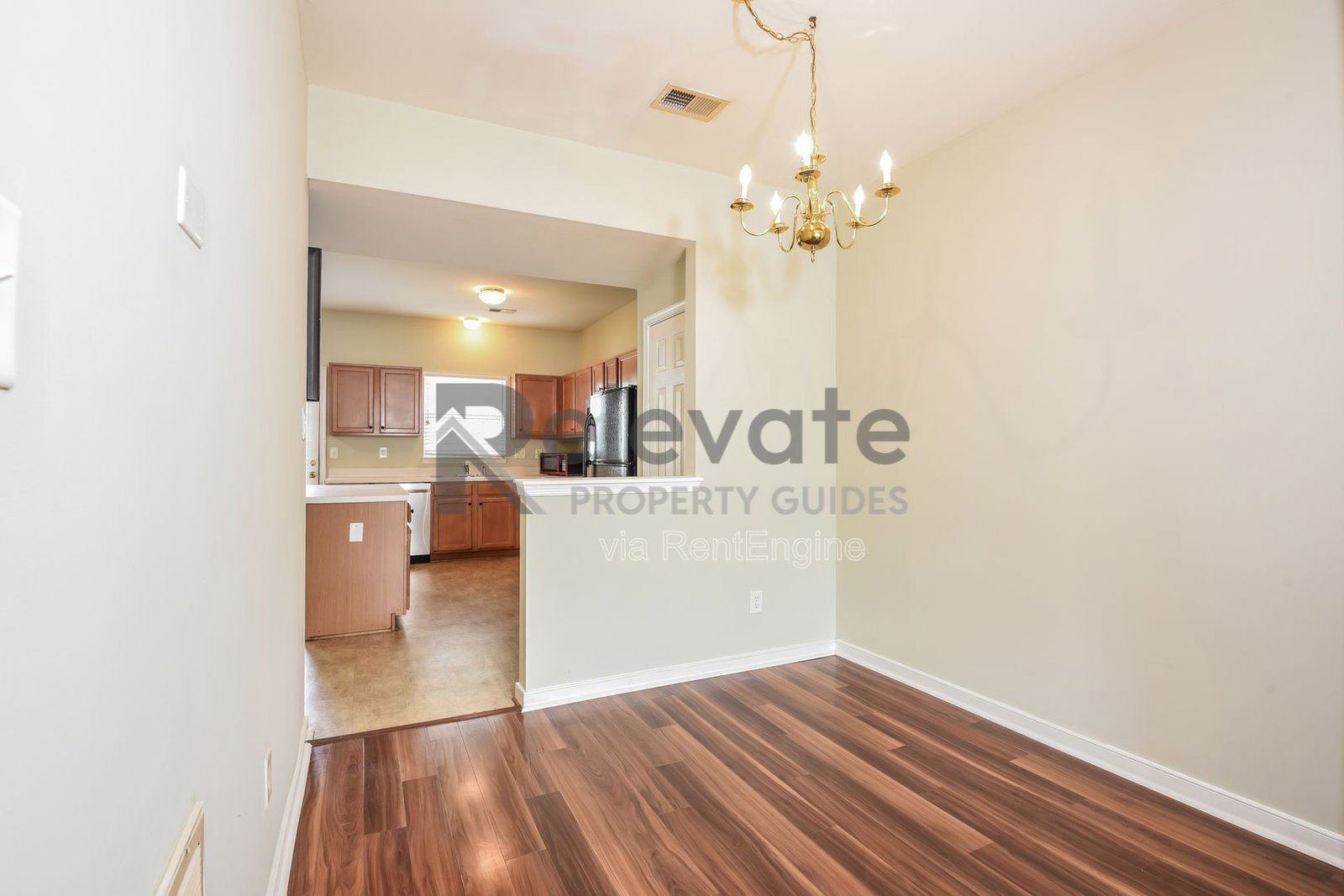 Three Bedroom Townhouse property image