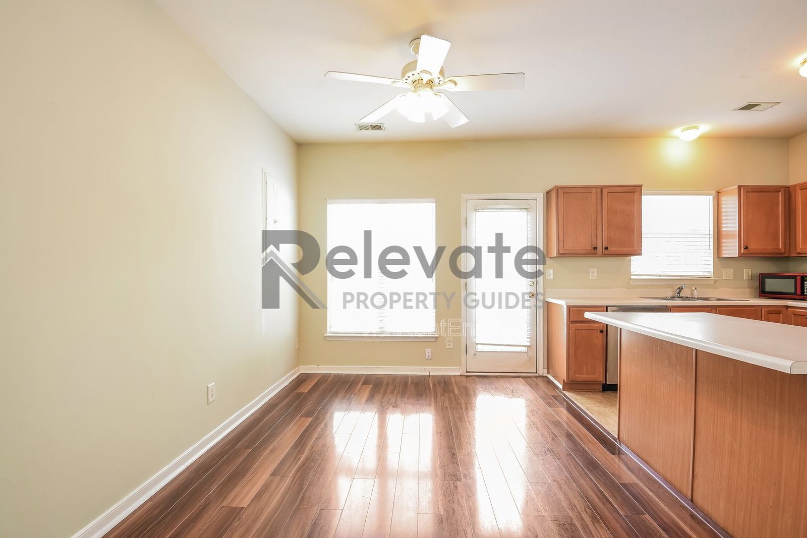 Three Bedroom Townhouse property image