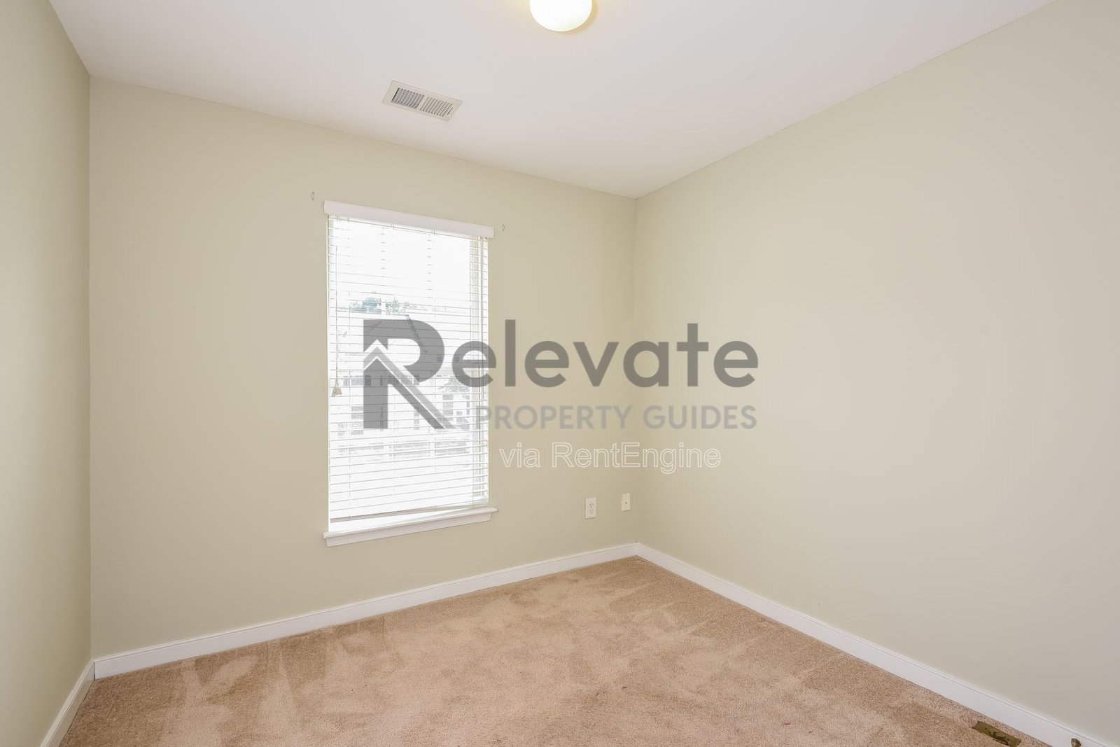 Three Bedroom Townhouse property image