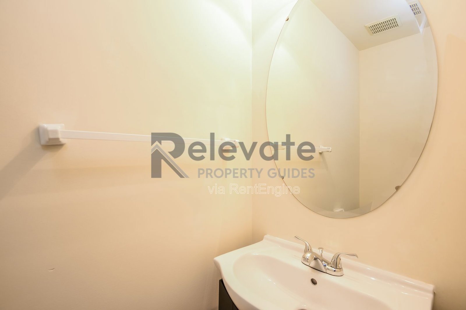 Three Bedroom Townhouse property image