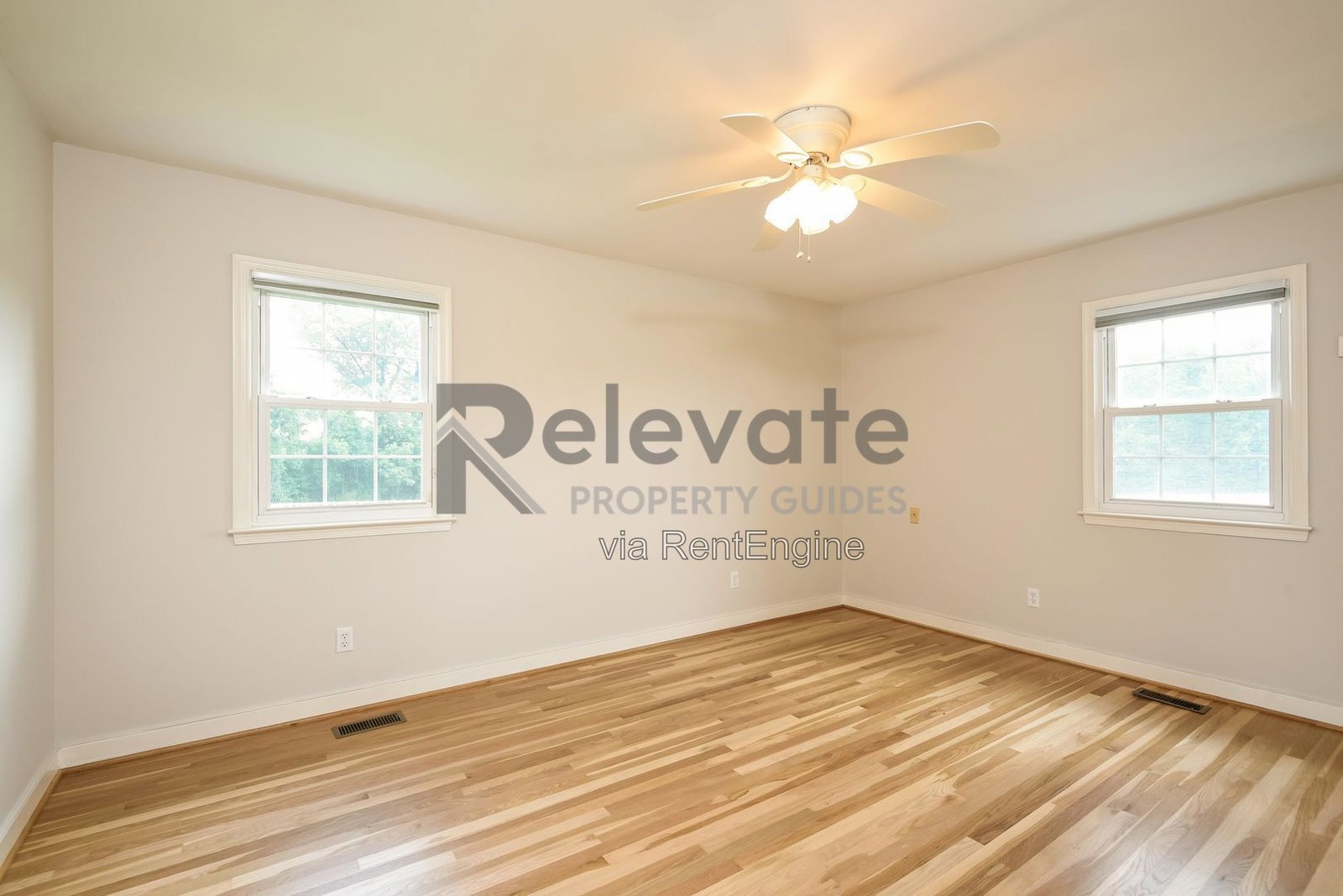 Fantastic Home with Huge Attached Garage property image