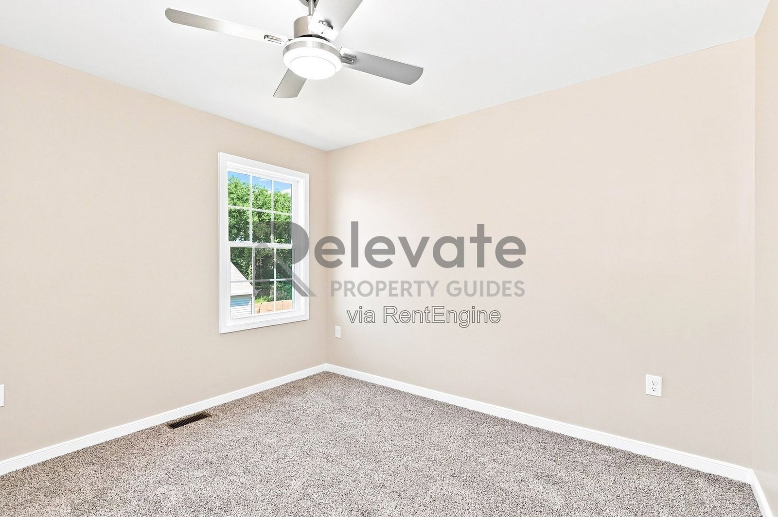 Modern Updates, Spacious Living, Prime Petersburg Location property image