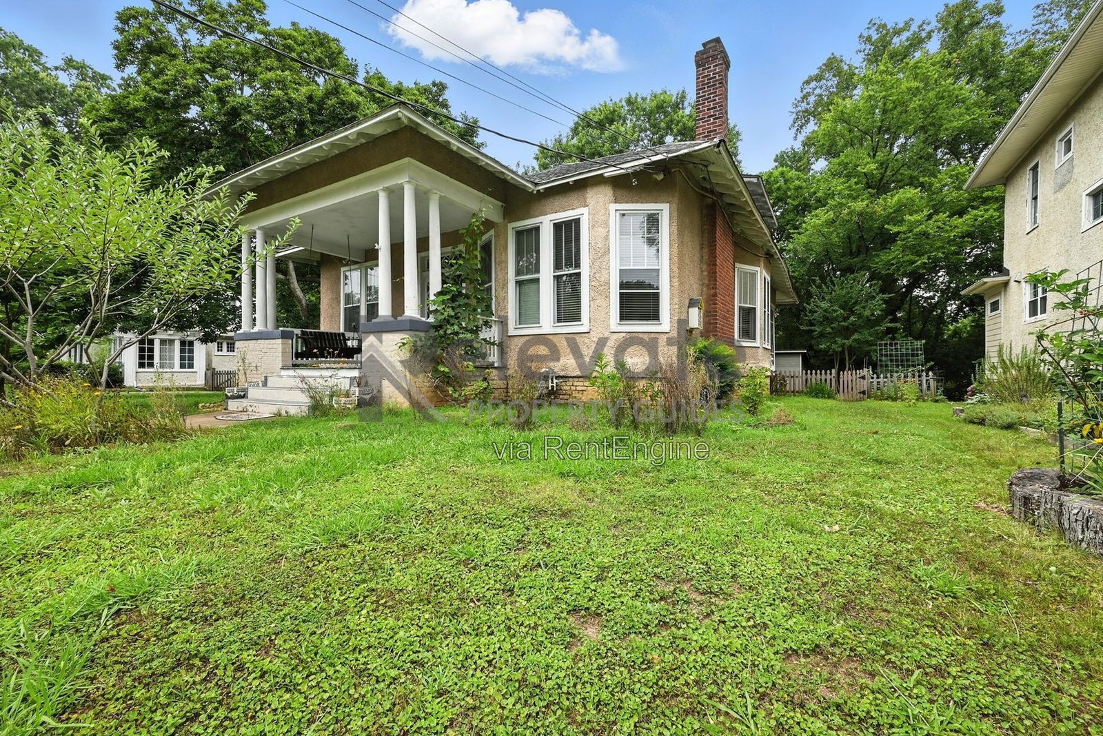 Classic Charm Meets Modern Comfort in Woodland Heights! property image