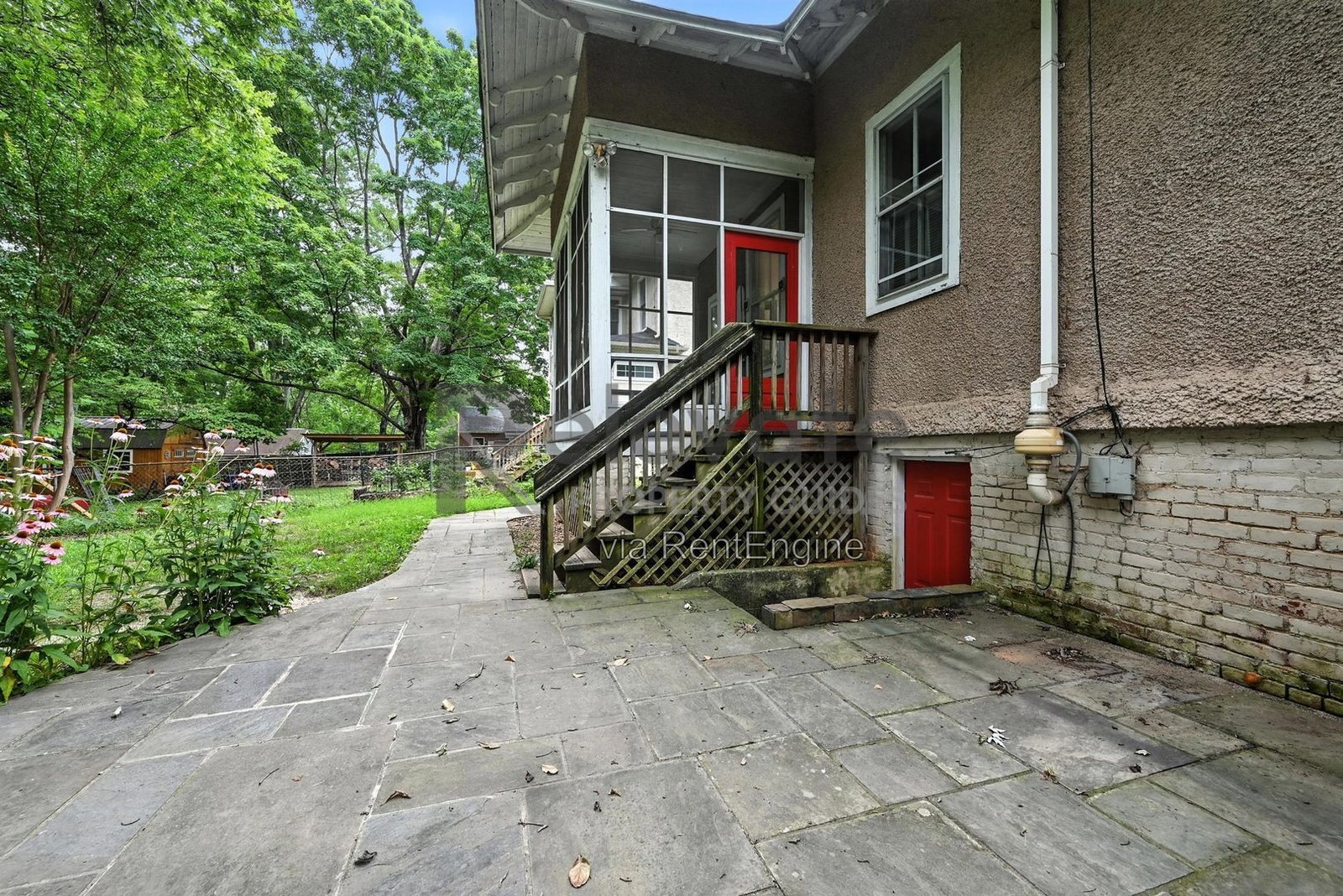Classic Charm Meets Modern Comfort in Woodland Heights! property image