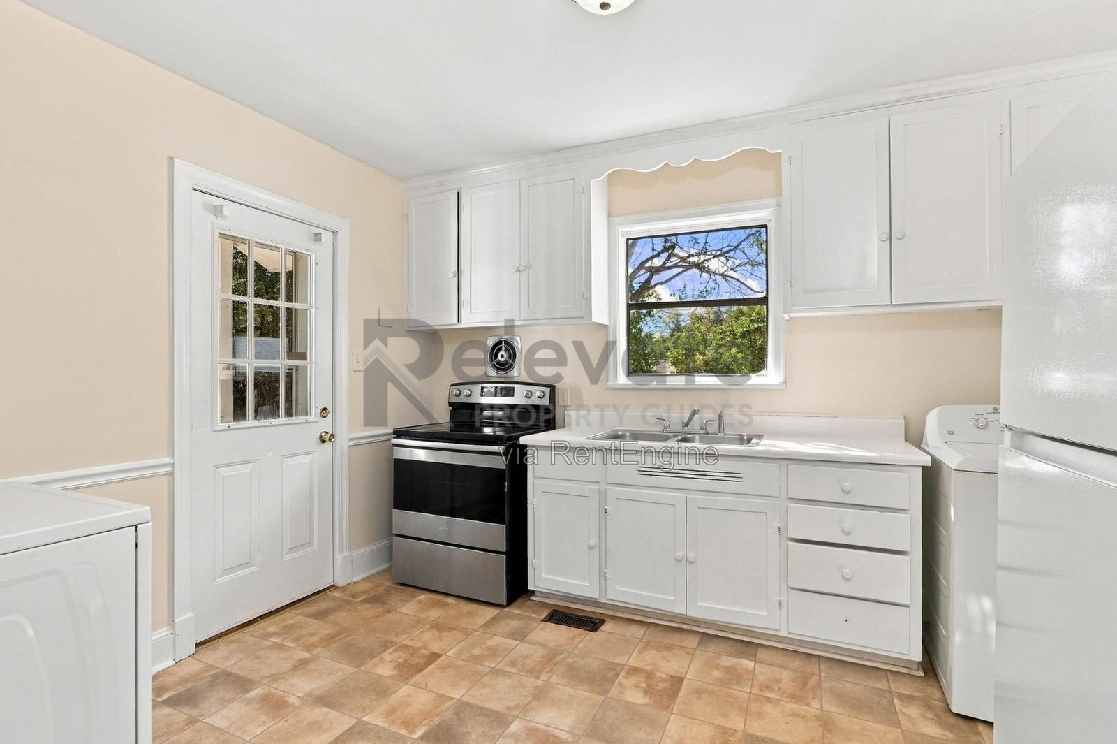 Comfort, Convenience & Home Sweet Home in Henrico! property image