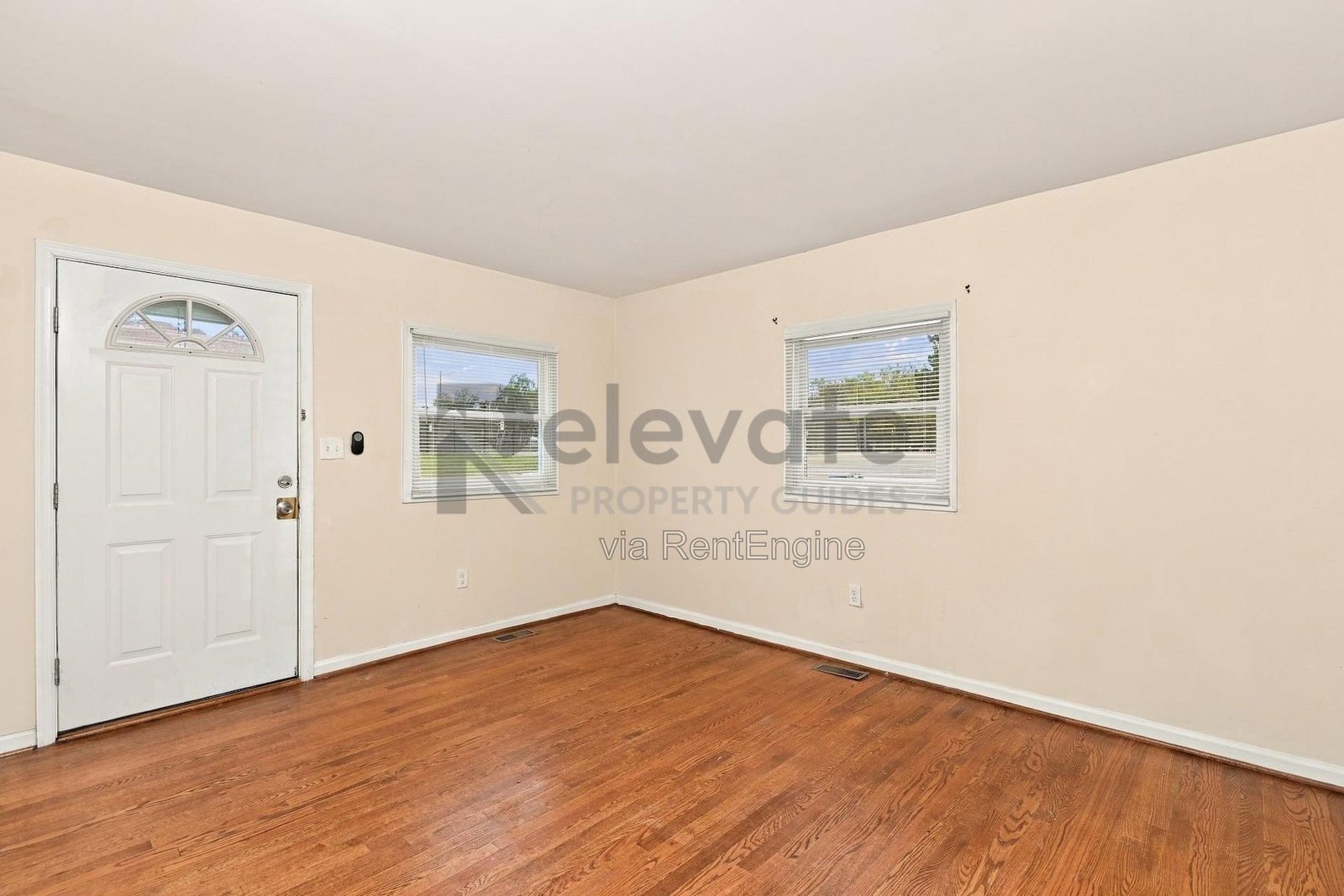 Charming 2-Bedroom Duplex with Fresh Updates in Petersburg! property image