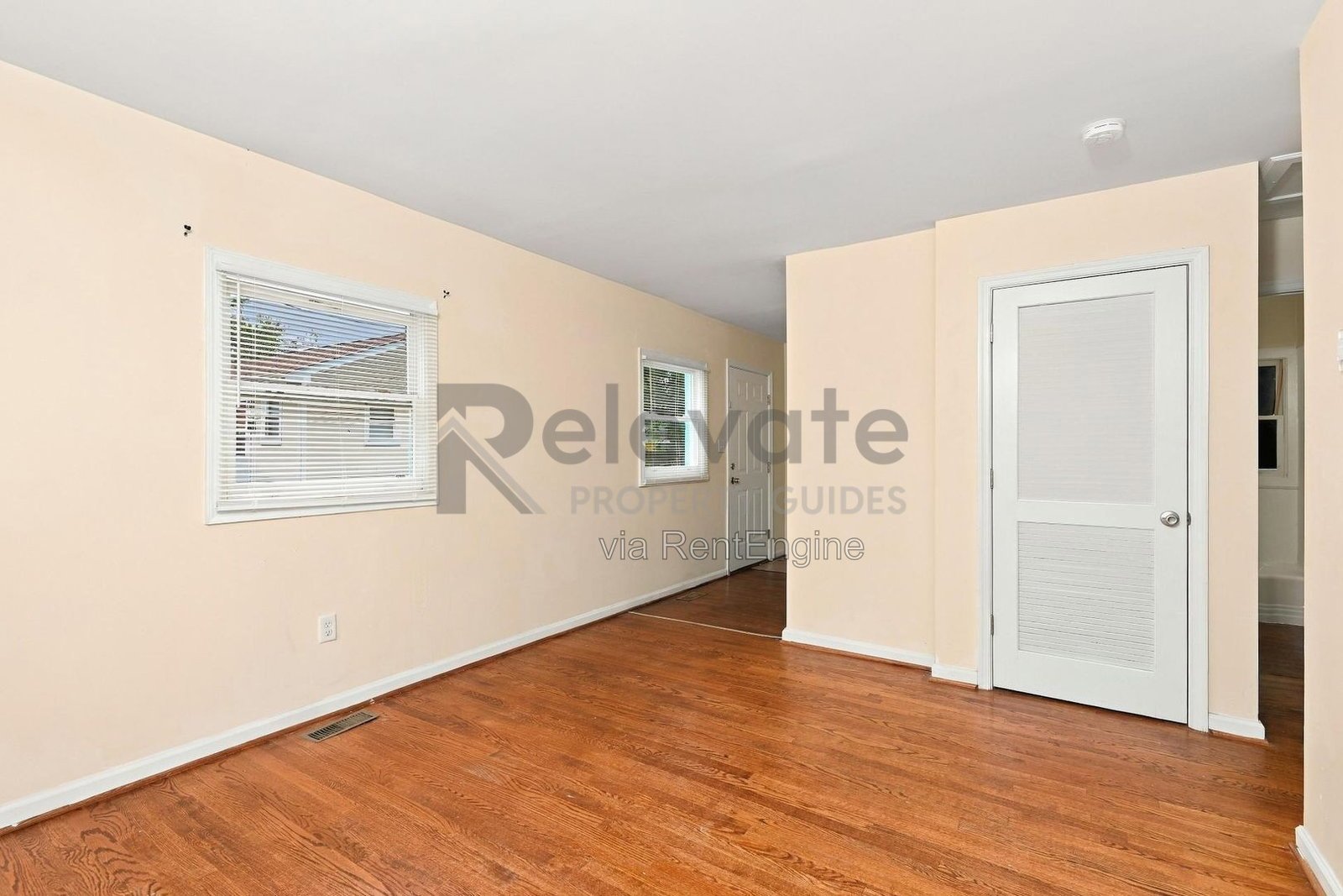 Charming 2-Bedroom Duplex with Fresh Updates in Petersburg! property image