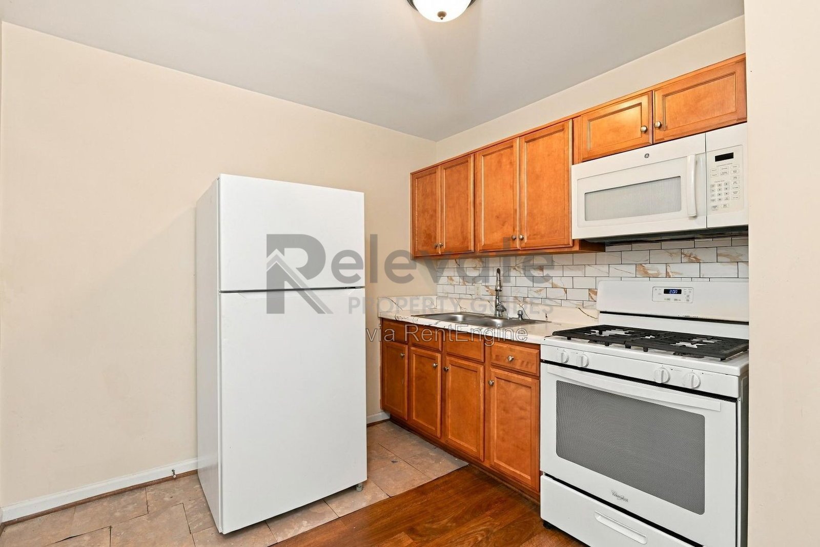 Charming 2-Bedroom Duplex with Fresh Updates in Petersburg! property image