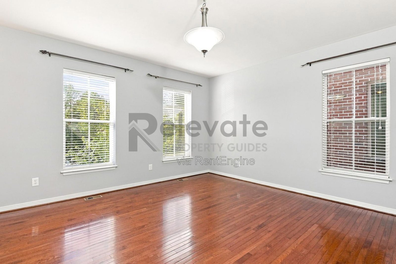 Spacious 4-Bedroom Townhome in Richmond's Fan District property image