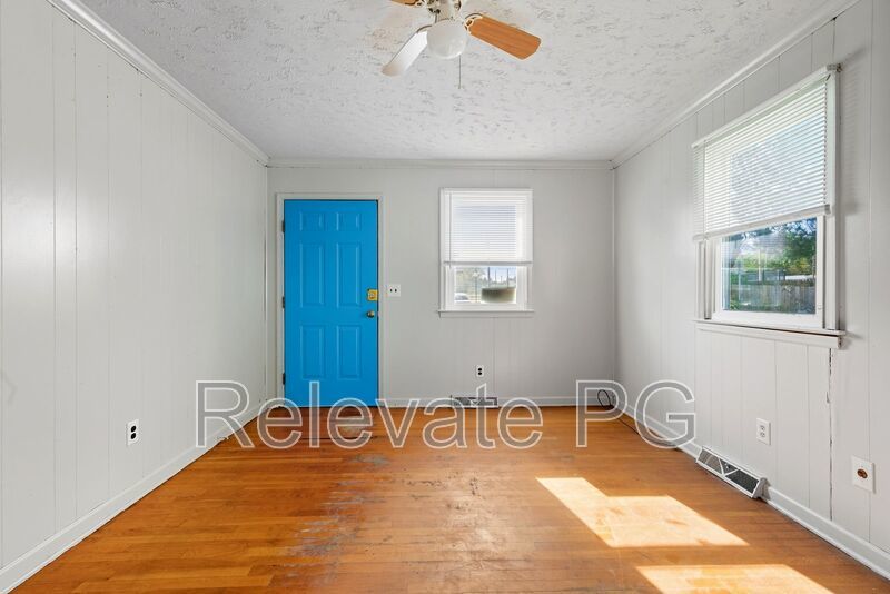 Charming 2‑Bed / 1‑Bath Home in Petersburg property image