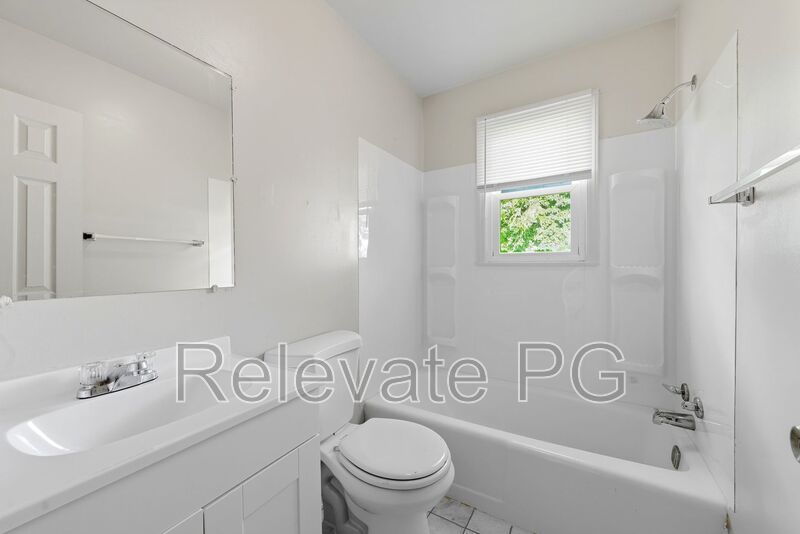 Charming 2‑Bed / 1‑Bath Home in Petersburg property image