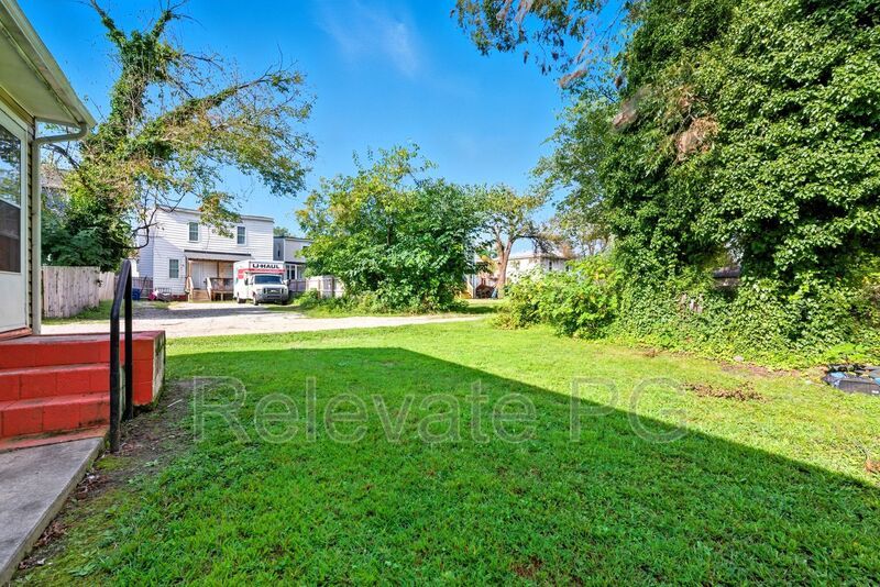 Charming 2‑Bed / 1‑Bath Home in Petersburg property image