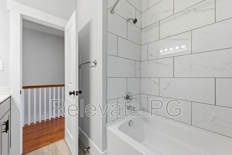 Modern comfort meets historic Church Hill charm! property image