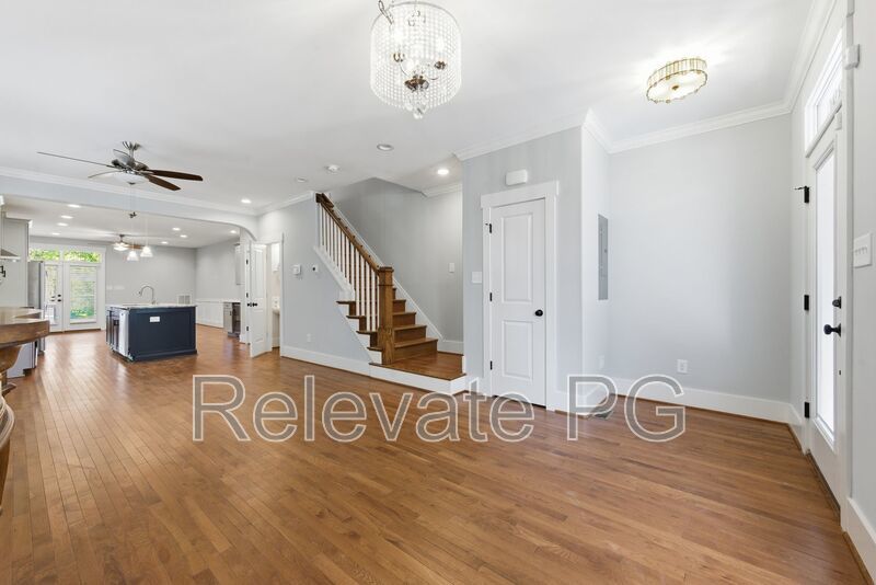 Modern comfort meets historic Church Hill charm! property image