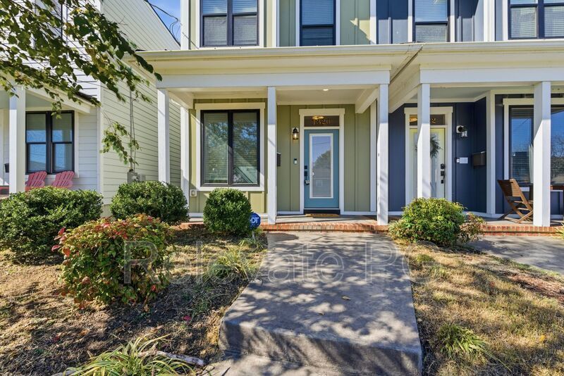 Modern comfort meets historic Church Hill charm! property image