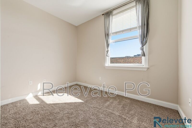 Stunning VCU-area Condo property image