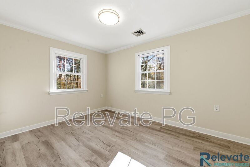 Beautiful Lakeside Home property image