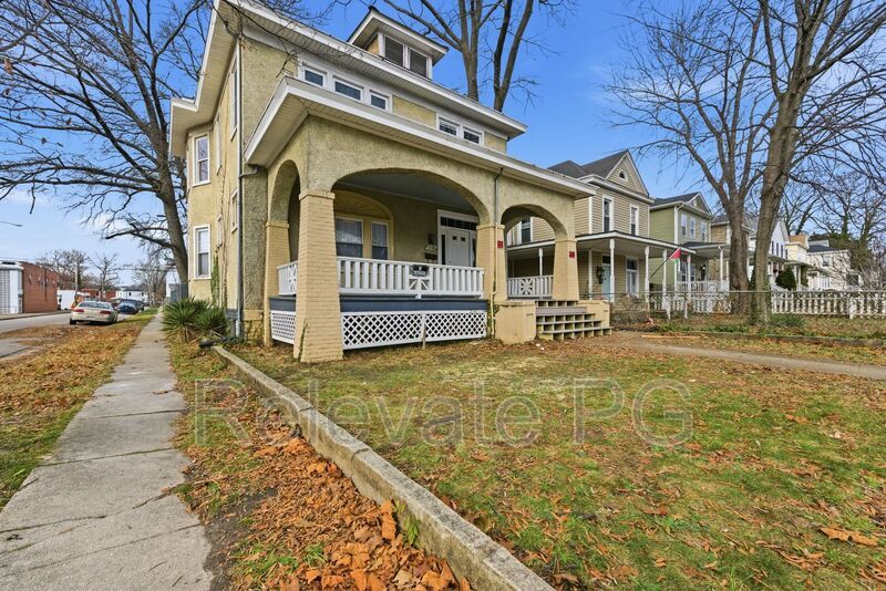 Large and Fully Renovated Home property image