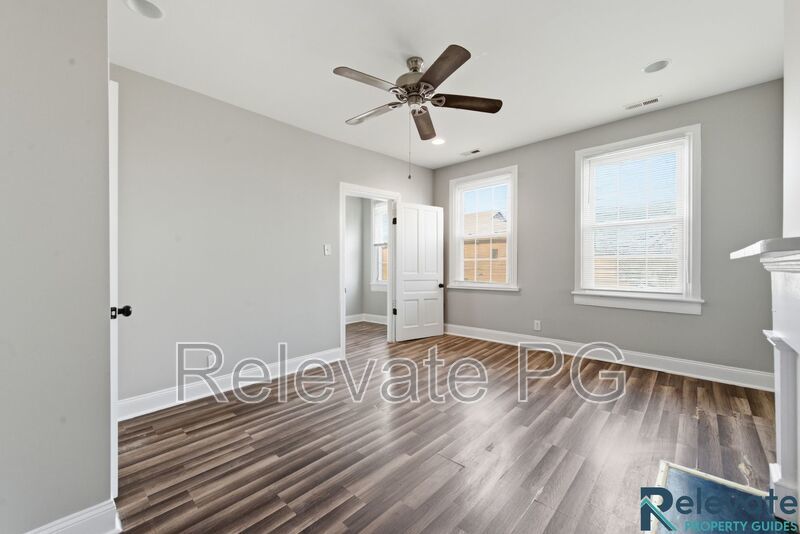 Urban convenience with neighborhood charm! property image