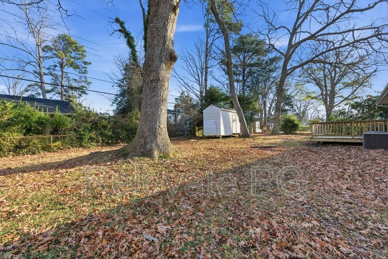 Spacious and Modern Home property image