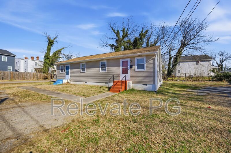 Comfortable living in a convenient Petersburg location! property image