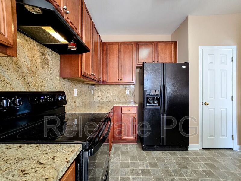 Spacious living in a prime Glen Allen location! property image