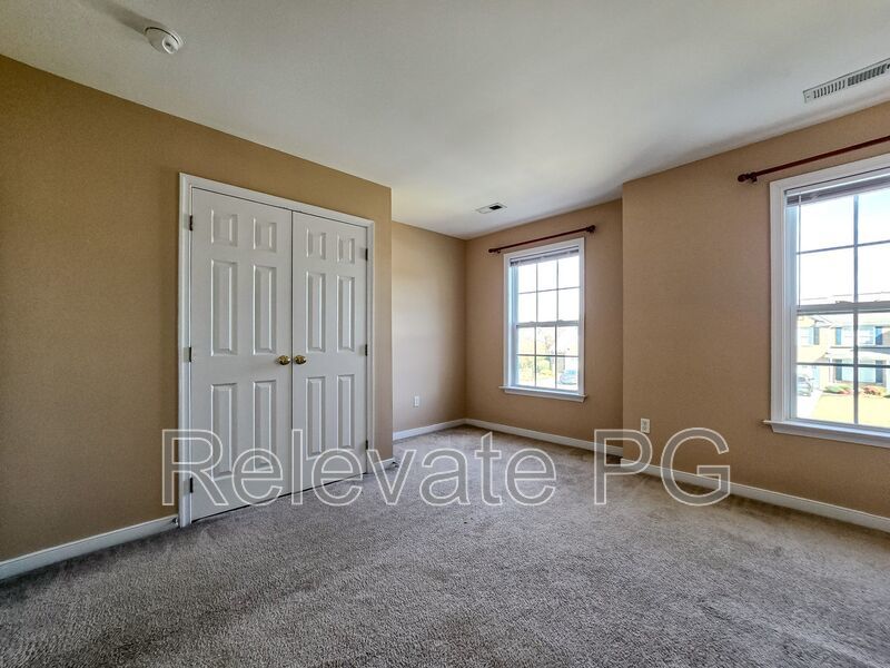 Spacious living in a prime Glen Allen location! property image