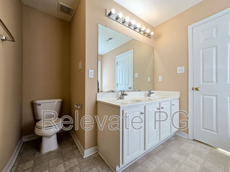 Spacious living in a prime Glen Allen location! property image